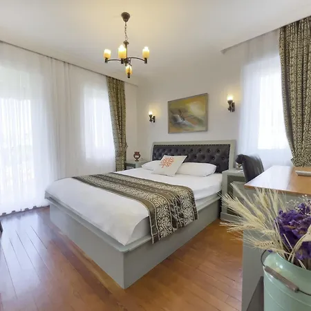 Kayezta Hotel 2*