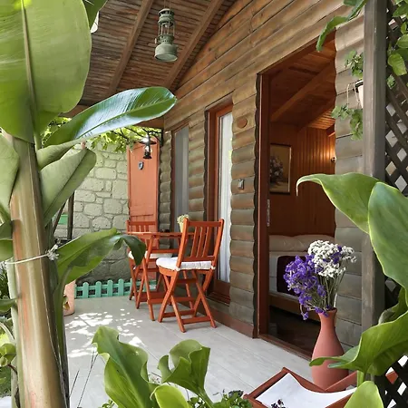Kayezta Hotel 2*