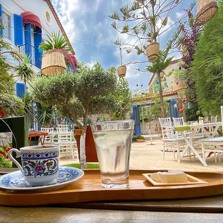 Kayezta Hotel 2*